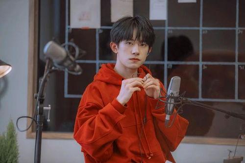 娱乐圈业内爆料易烊千玺,娱乐圈爆料背后的成长与蜕变 第1张 娱乐圈业内爆料易烊千玺,娱乐圈爆料背后的成长与蜕变 第1张